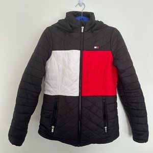 TOMMY HILFIGER lightweight puffer jacket size S black with white and red